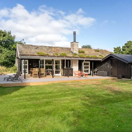 Laerke - 1-8km From The Sea In Western Jutland By Interhome