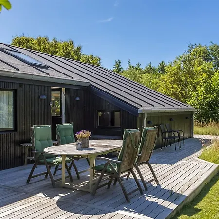 Laerke - 1-8km From The Sea By Interhome *