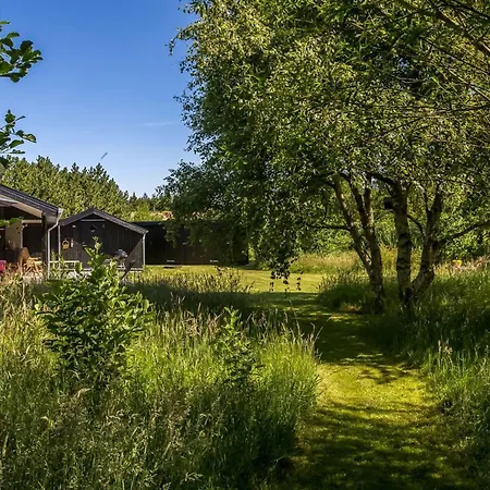 Laerke - 1-8km From The Sea By Interhome