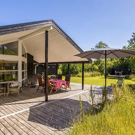 Laerke - 1-8km From The Sea By Interhome