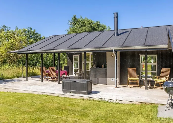 Laerke - 1-8km From The Sea By Interhome